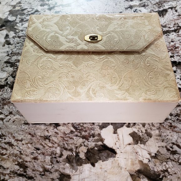 Vintage Viviane Woodard cosmetic carrying case large 12-in x9-in x 4-in clasp - Picture 13 of 15